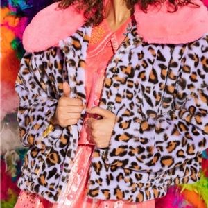 Queen of Sparkles faux fur leopard Jacket size S